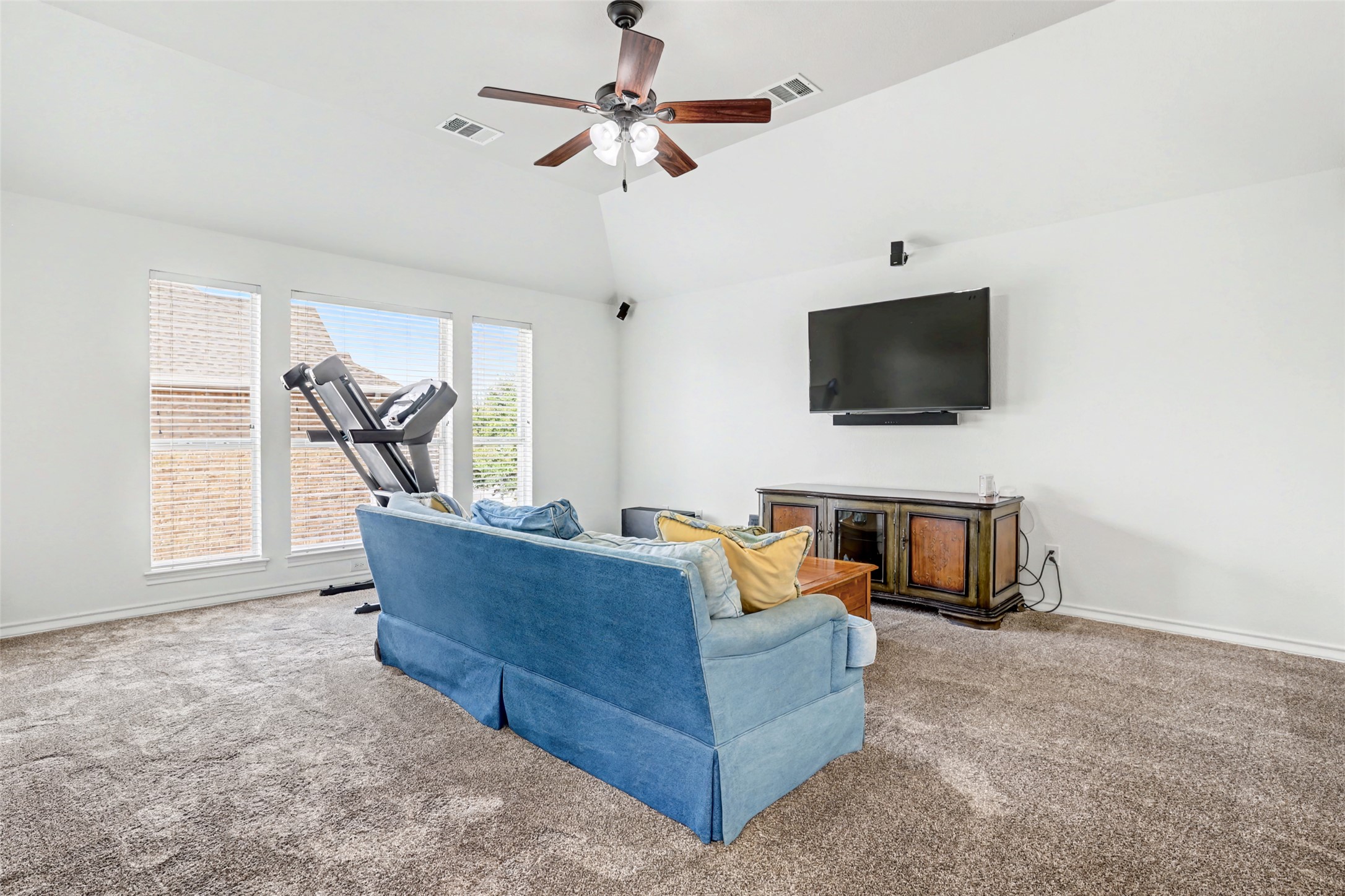 134 Fairwood Drive Georgetown, TX 78628 - Photo 28 of 39