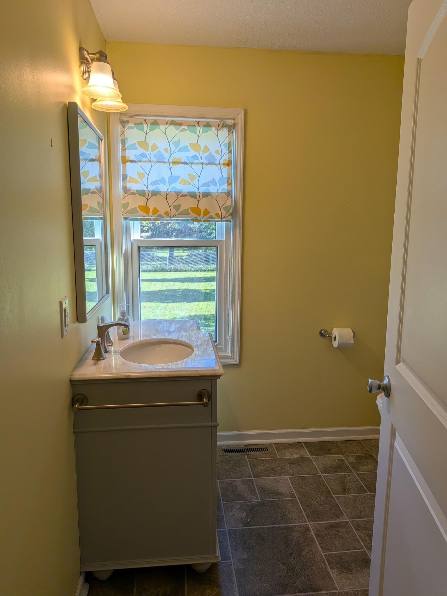 W7691 Lake Shore Road Walworth, WI 53184 - Photo 15 of 32 Gallery Image 15