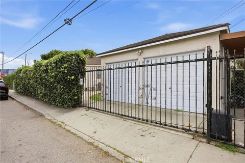 $1,049,000 | 2007 Thurman Avenue, Los Angeles, CA 90016