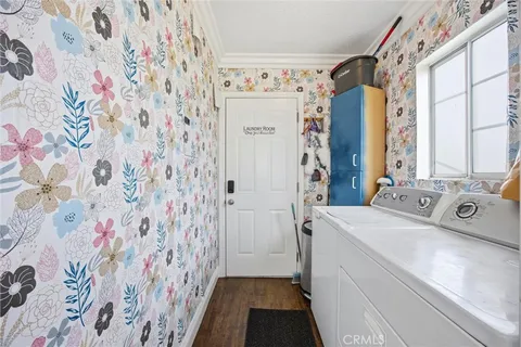 $1,049,000 | 2007 Thurman Avenue, Los Angeles, CA 90016