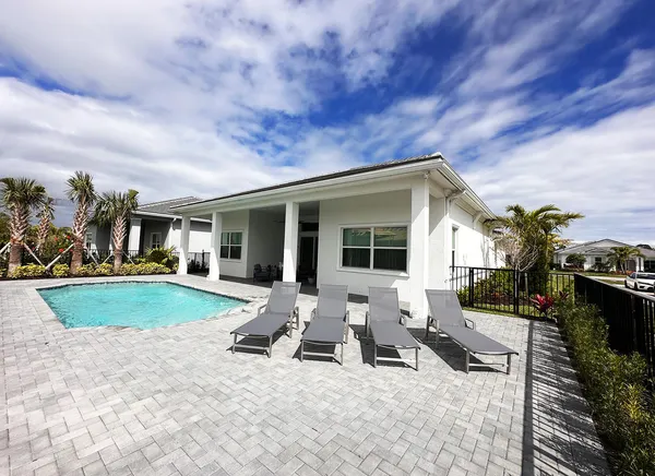 $5,750 | 10027 Timber Crk Way, Palm Beach Gardens, FL 33412
