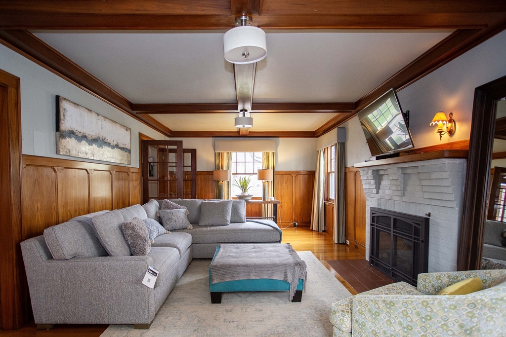 284 Main Street Wakefield, MA 01880 - Photo 16 of 42