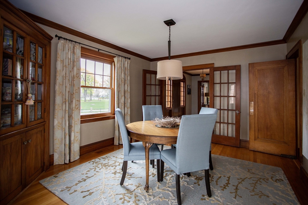 284 Main Street Wakefield, MA 01880 - Photo 6 of 42