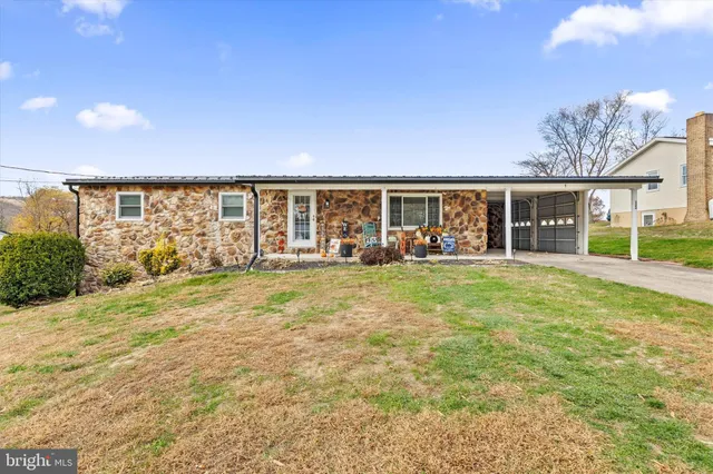 $274,900 | 133 Wilhour Road, Elizabethville, PA 17023