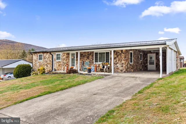 $274,900 | 133 Wilhour Road, Elizabethville, PA 17023