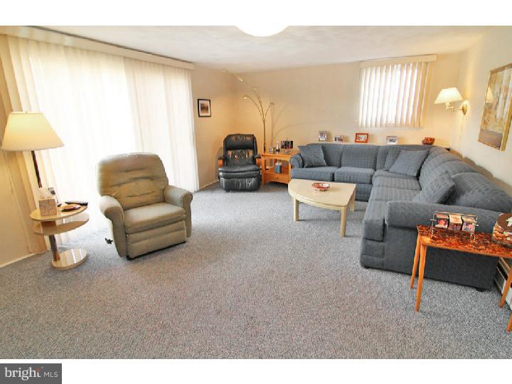 1717 Lawrence Road Havertown, PA 19083 - Photo 12 of 21 Family Room