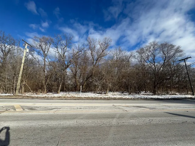 $100,000 | 59-60 61 Route 31 Avenue, Carpentersville, IL 60110