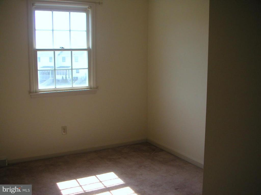 55 Robinhill Drive Lititz, PA 17543 - Photo 7 of 9 Gallery Image 7