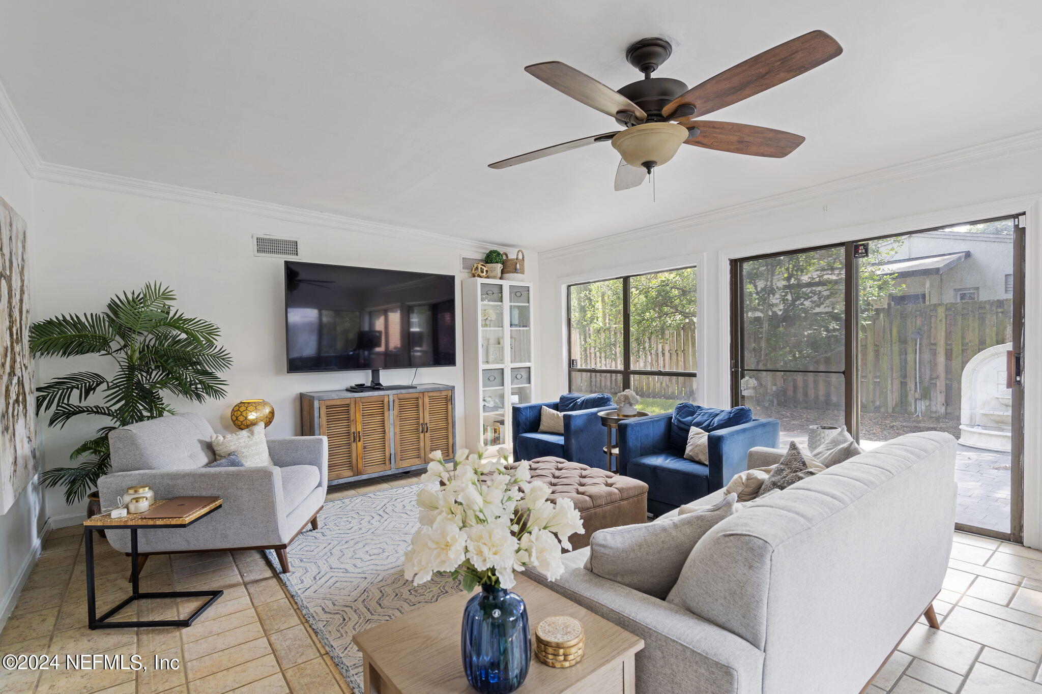 2405 Laurel Road Jacksonville, FL 32207 - Photo 15 of 25 family