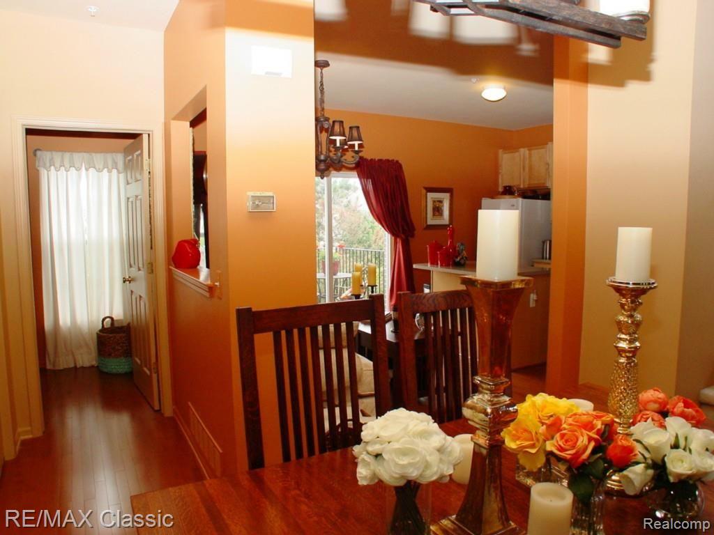 459 Cherry Orchard Road Canton, MI 48188 - Photo 11 of 29 DSC09202.jpg