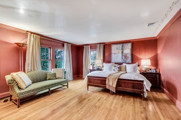 16 McCall Road Winchester, MA 01890 - Photo 15 of 25