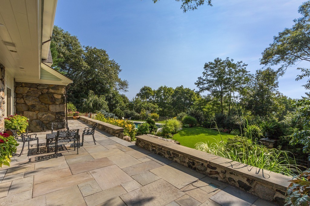 16 McCall Road Winchester, MA 01890 - Photo 20 of 25