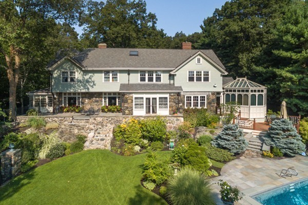 16 McCall Road Winchester, MA 01890 - Photo 21 of 25