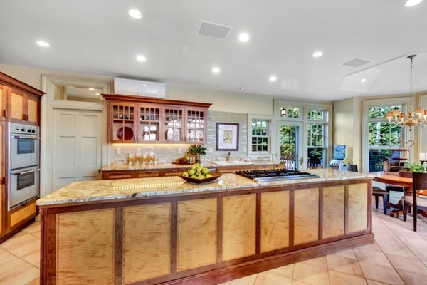 16 McCall Road Winchester, MA 01890 - Photo 10 of 25