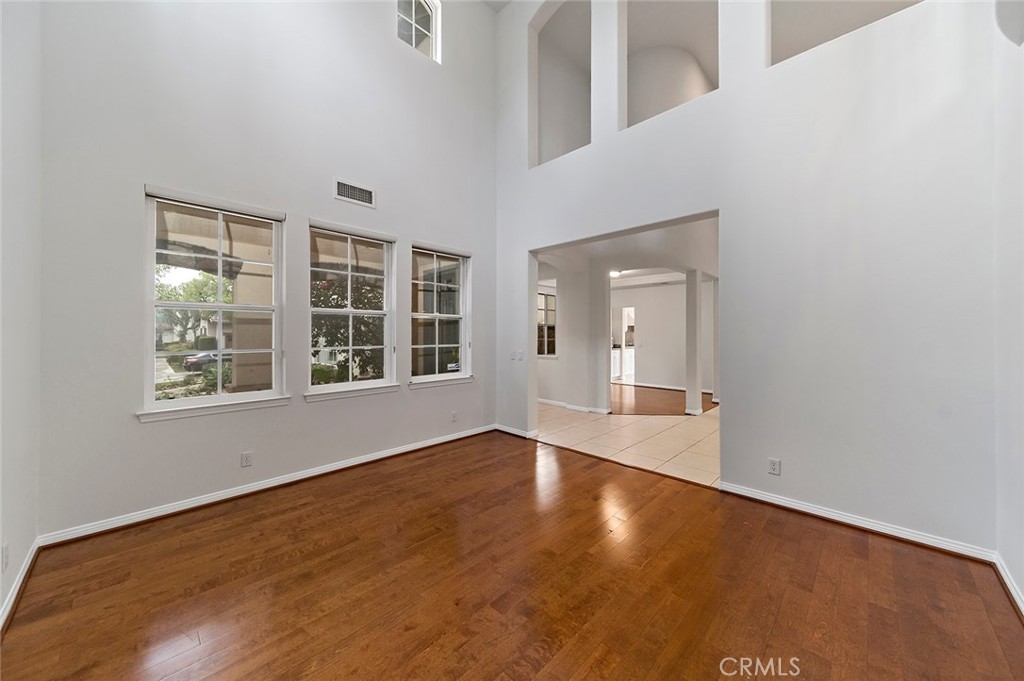 19 Riverside Irvine, CA 92602 - Photo 3 of 40