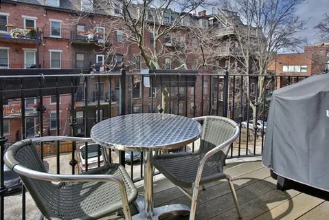 $3,700 | 208 West Springfield Street, Unit 3, Boston, MA 02118