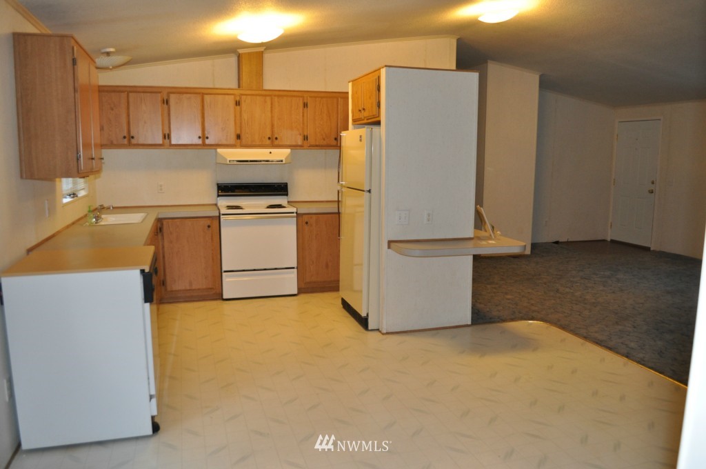 151 Wayne Road West Seabeck, WA 98380 - Photo 4 of 15 Gallery Image 4