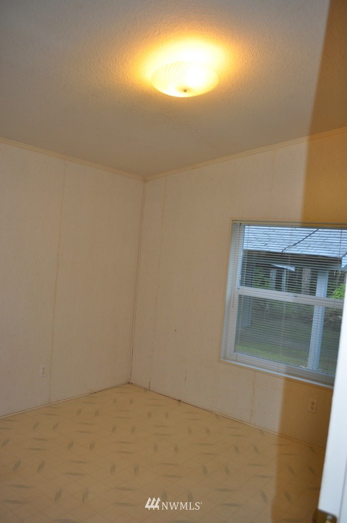 151 Wayne Road West Seabeck, WA 98380 - Photo 9 of 15 Gallery Image 9