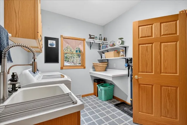 $829,000 | W4514 Argue Road, New Glarus, WI 53574