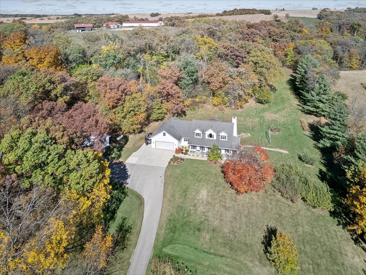 W4514 Argue Road New Glarus, WI 53574 - Photo 5 of 64