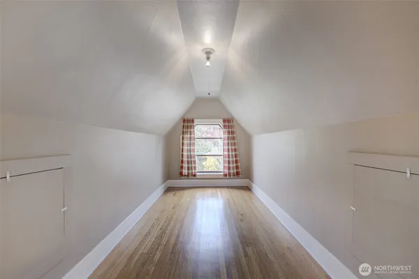 $5,200 | 357 29th Avenue, Seattle, WA 98122