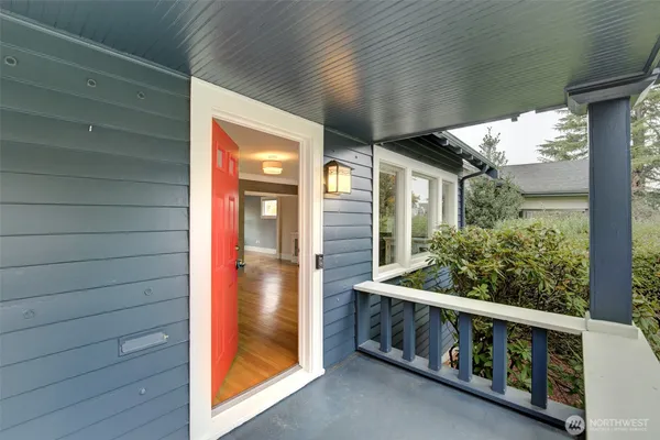 $5,200 | 357 29th Avenue, Seattle, WA 98122