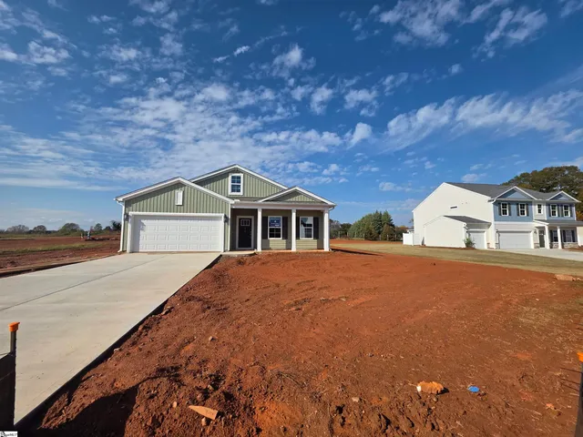 $304,000 | 410 Dodger Avenue, Chesnee, SC 29323