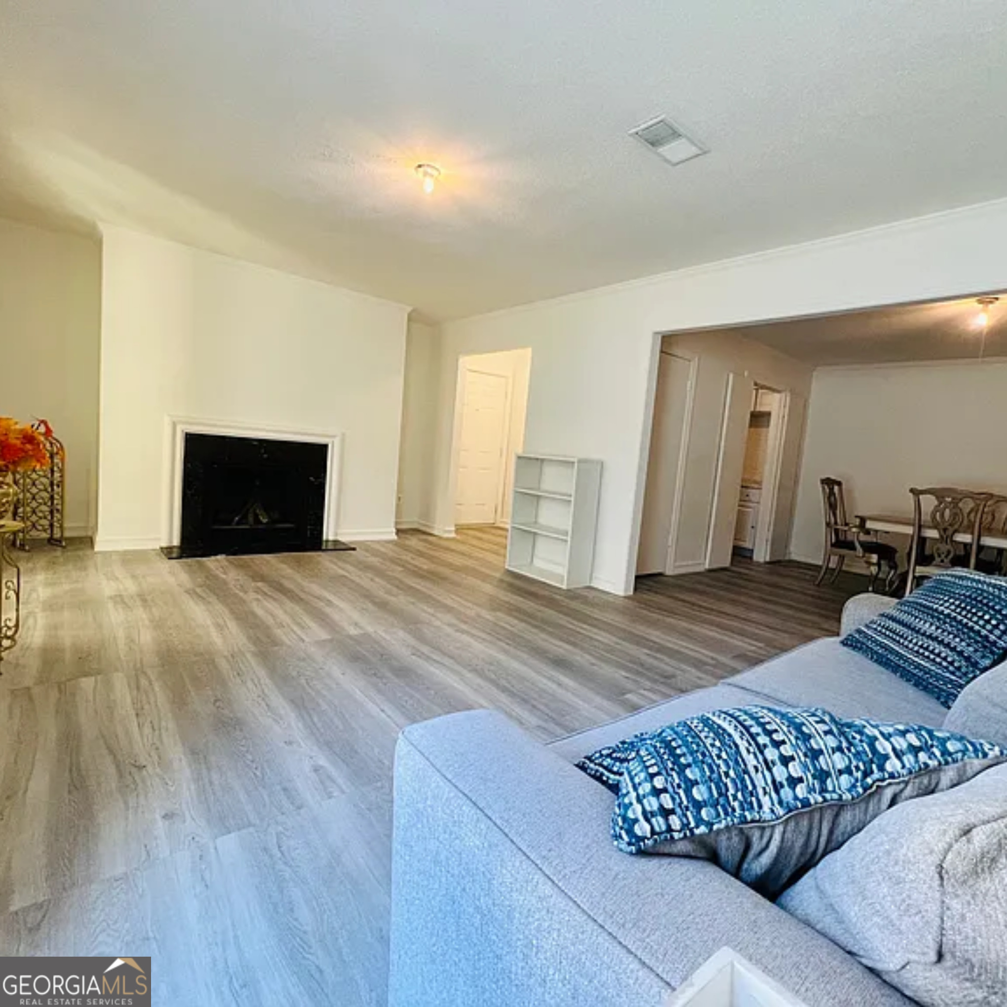 117 Rue Fontaine Lithonia, GA 30038 - Photo 2 of 6