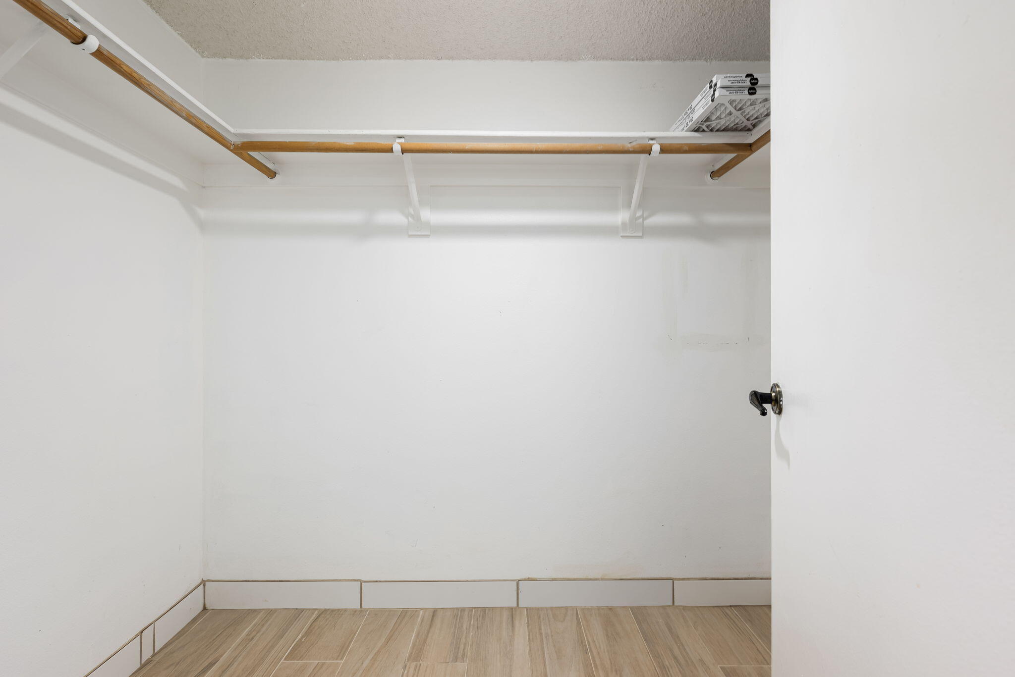 1150 East Palm Canyon Drive, Unit 37 Palm Springs, CA 92264 - Photo 28 of 40 a view of small space