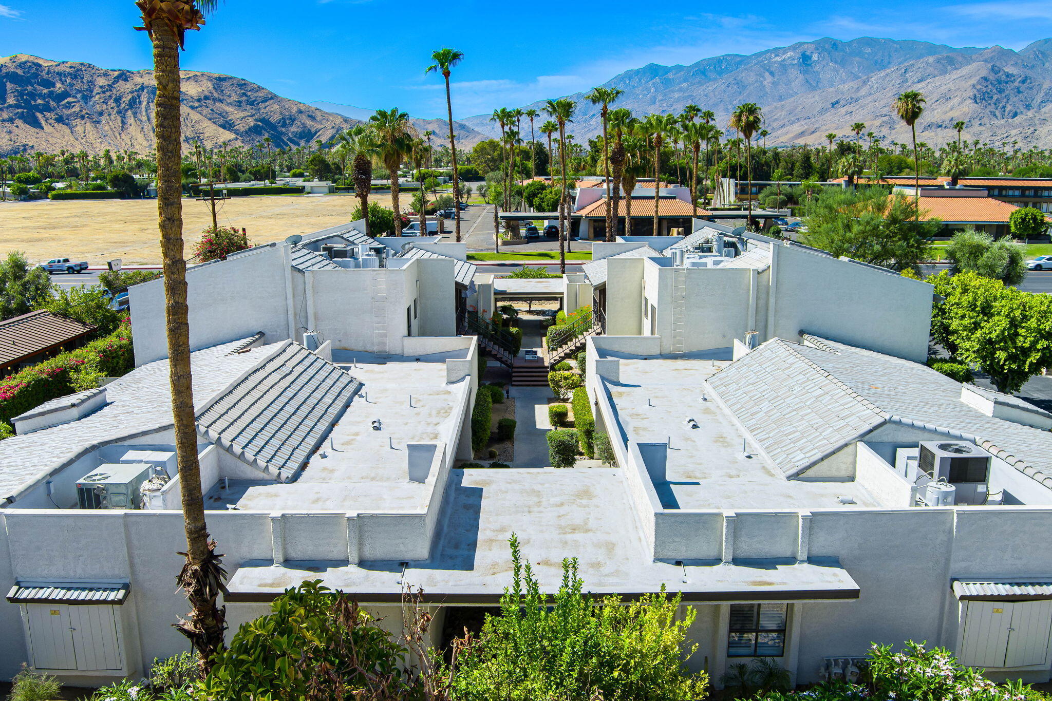 1150 East Palm Canyon Drive, Unit 37 Palm Springs, CA 92264 - Photo 32 of 40 an aerial view of a house with lake view