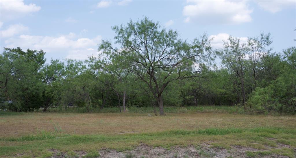 540 Austin Circle Terrell, TX 75160 - Photo 7 of 9 a view of outdoor space and yard