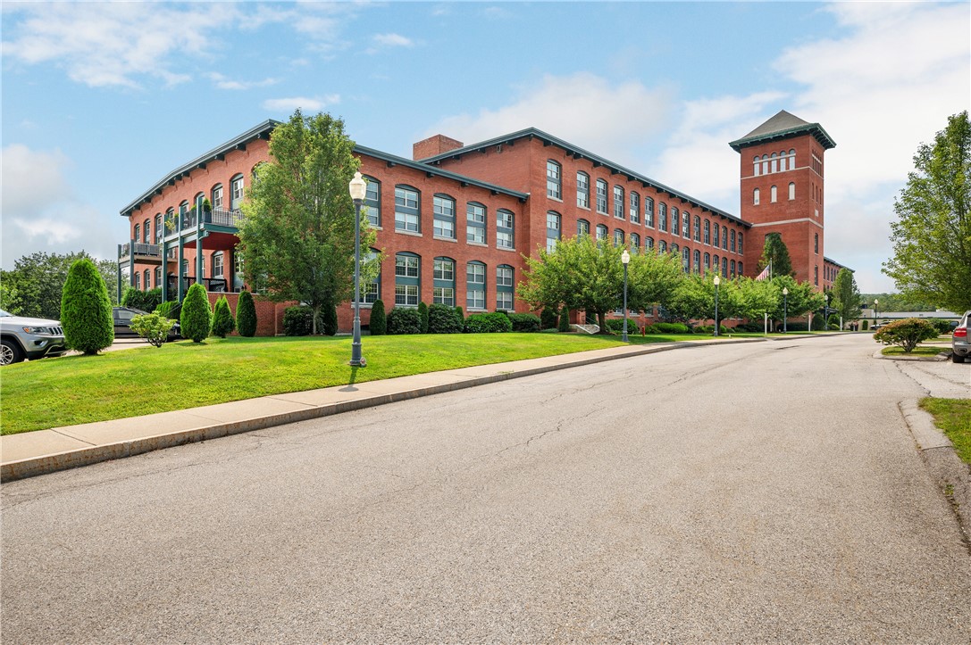 1 Tupperware Drive, Unit 231 North Smithfield, RI 02896 - Photo 36 of 44