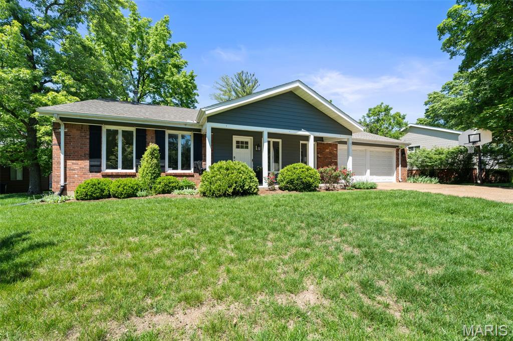 1437 Sunnytree Lane Ballwin, MO 63021 - Photo 1 of 41