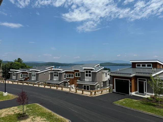 $999,900 | 36 Vantage Point Drive, Unit 1, Laconia, NH 03246
