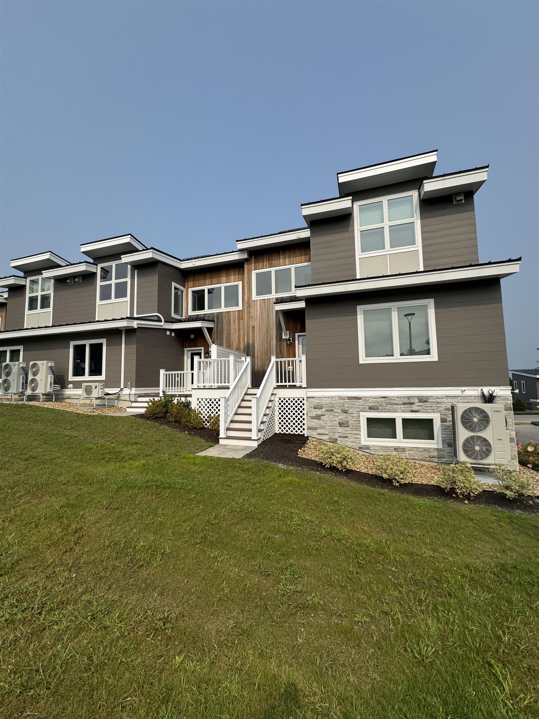 36 Vantage Point Drive, Unit 1 Laconia, NH 03246 - Photo 6 of 40