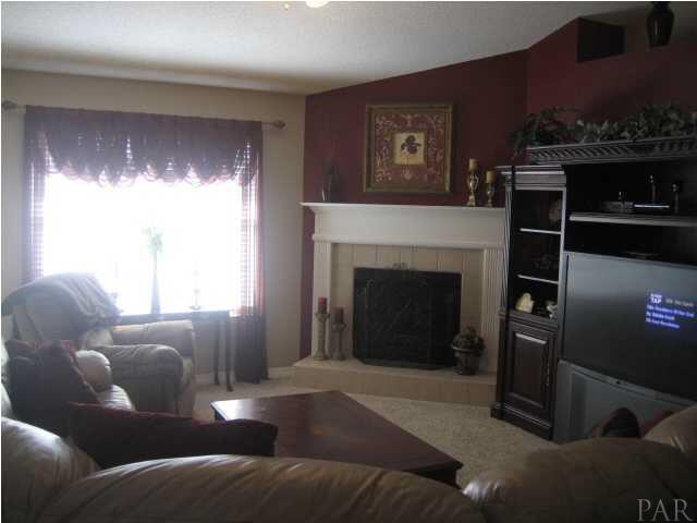 4629 Hamilton Bridge Road Pace, FL 32571 - Photo 7 of 23