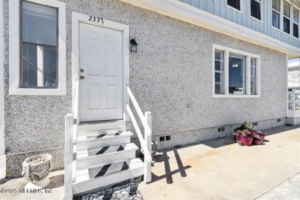 $2,700 | 2337 South Fletcher Avenue, Unit A, Fernandina Beach, FL 32034