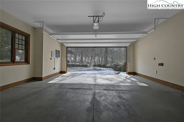 $2,100,000 | 1226 Grouse Moor Drive, Sugar Mountain, NC 28604