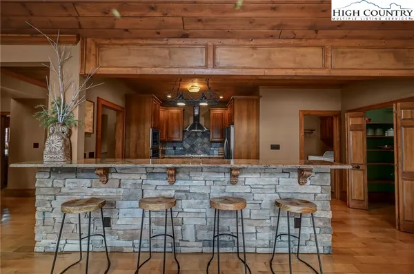 $2,100,000 | 1226 Grouse Moor Drive, Sugar Mountain, NC 28604