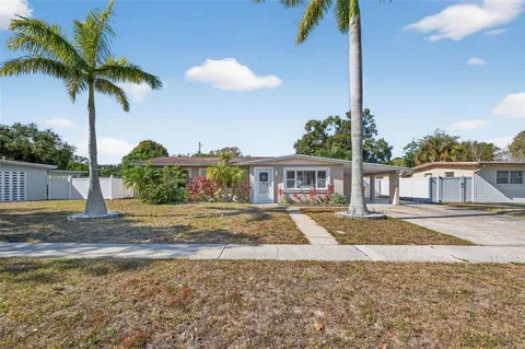 $380,000 | 15536 Bristol Circle East, Clearwater, FL 33764