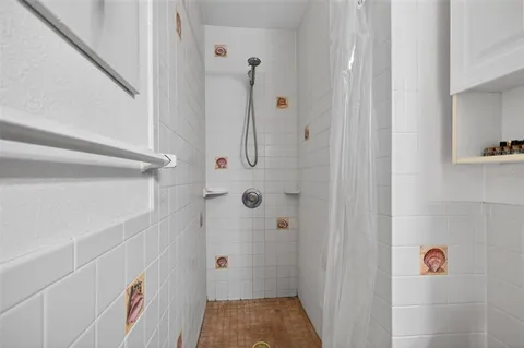 $380,000 | 15536 Bristol Circle East, Clearwater, FL 33764