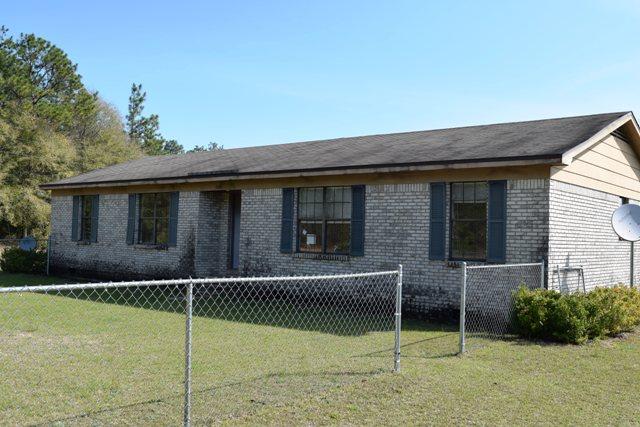 7450 Leonard Barnes Road Holt, FL 32564 - Photo 2 of 17 FRONT