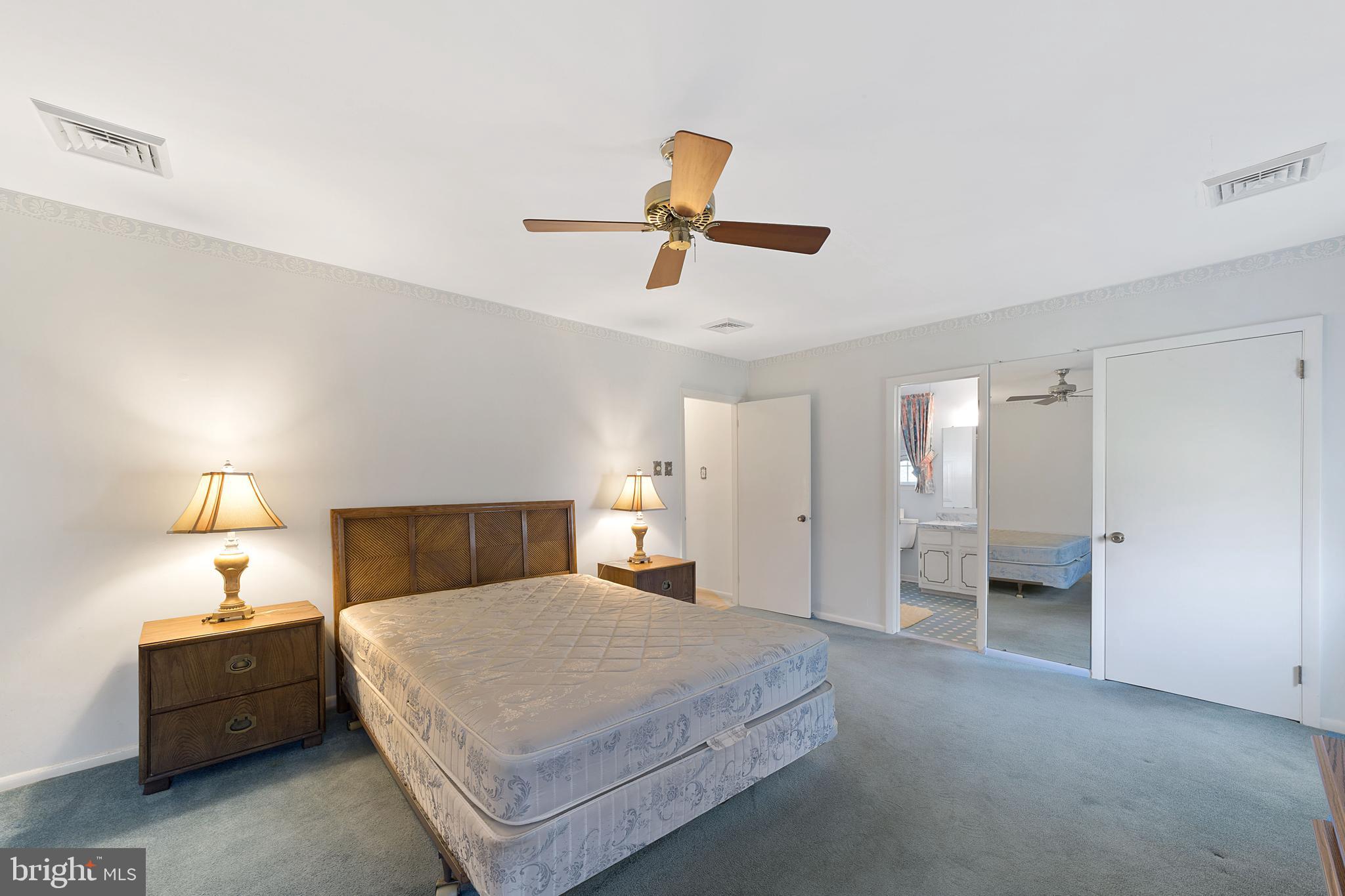 3236 Jackson Road Williamstown, NJ 08094 - Photo 18 of 29 Primary Bedroom