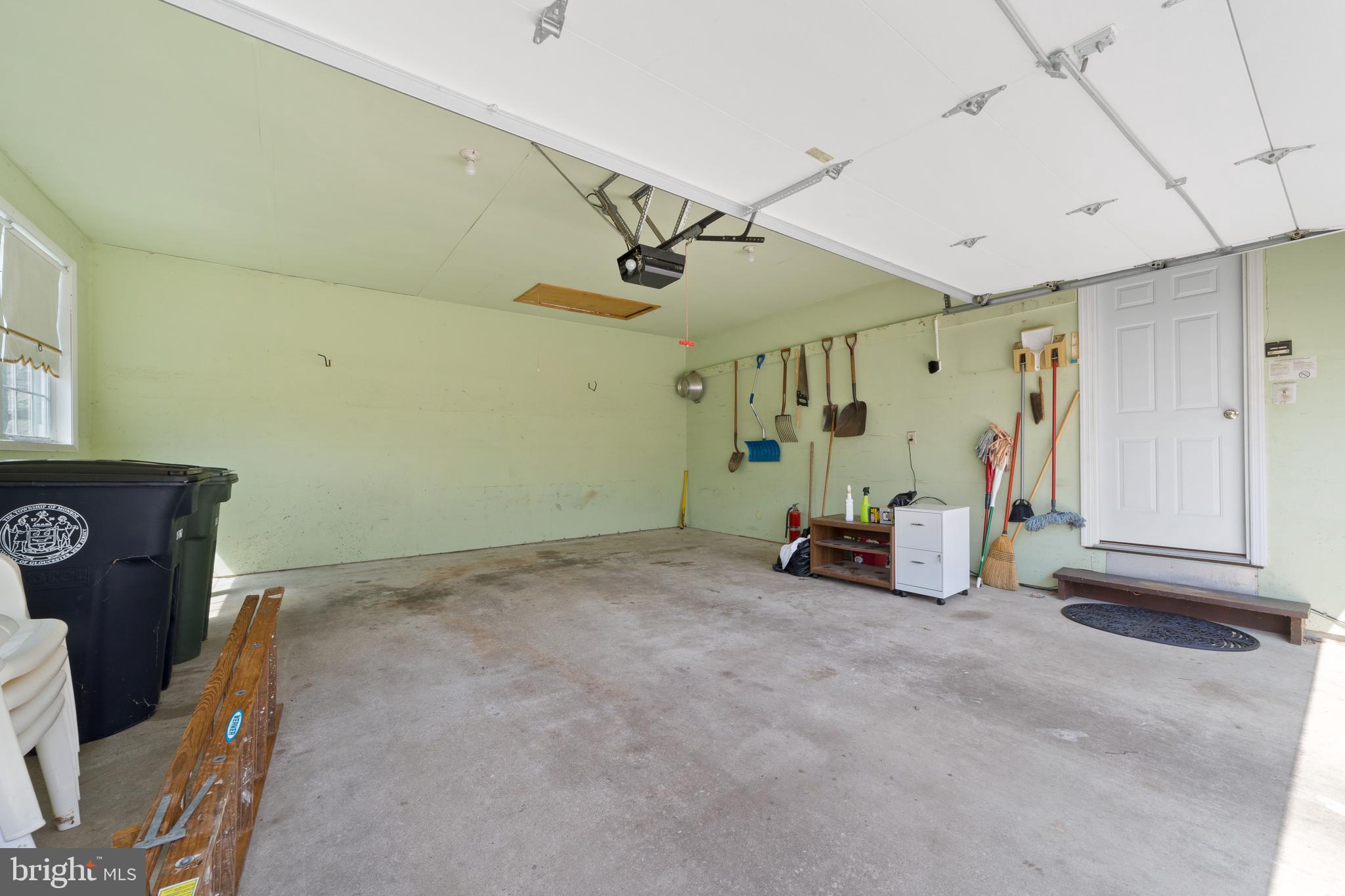3236 Jackson Road Williamstown, NJ 08094 - Photo 24 of 29 Massive Garage