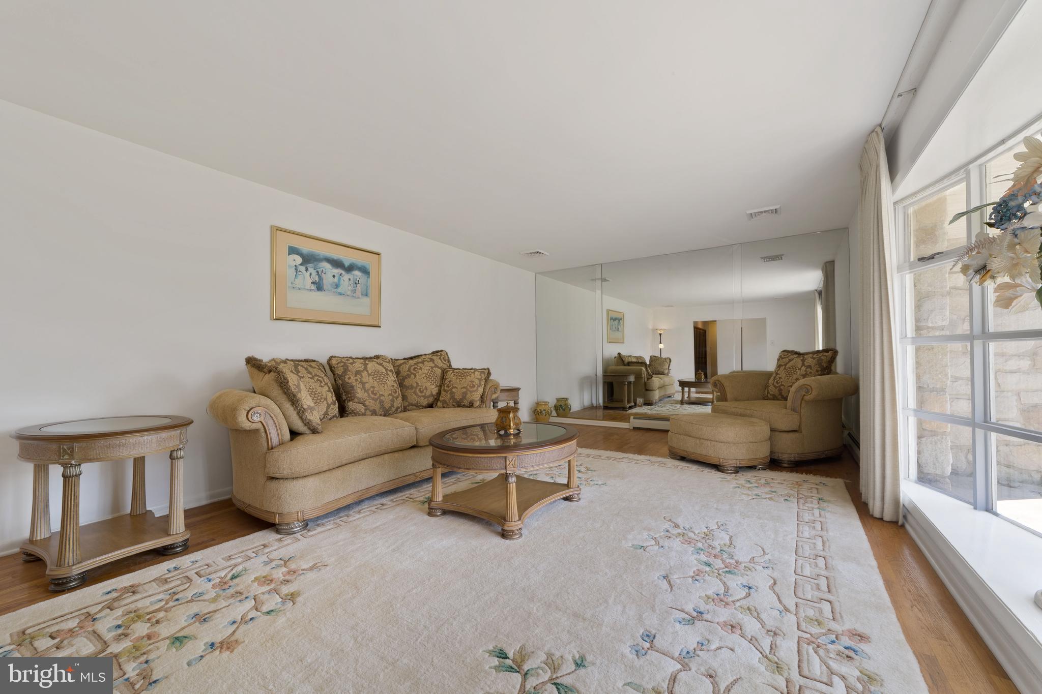 3236 Jackson Road Williamstown, NJ 08094 - Photo 7 of 29 Family Room