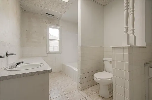 $169,950 | 107 West Shawnee Street, Paola, KS 66071