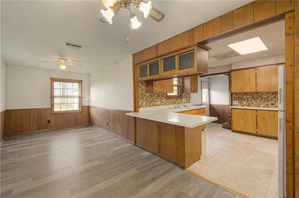 $169,950 | 107 West Shawnee Street, Paola, KS 66071