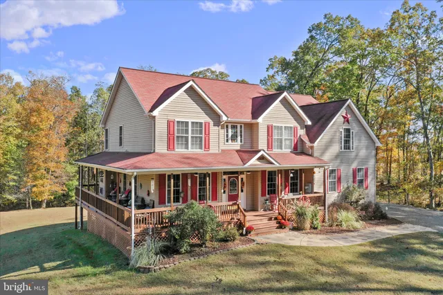 $989,900 | 96 Castle Mountain Road, Castleton, VA 22716