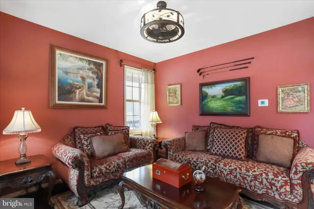 $989,900 | 96 Castle Mountain Road, Castleton, VA 22716