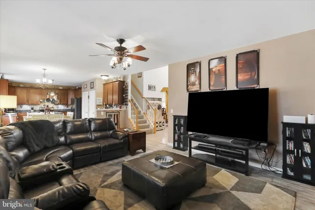 $989,900 | 96 Castle Mountain Road, Castleton, VA 22716